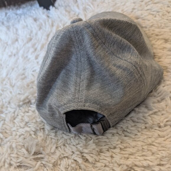 Under Armour, one size, Hat/Cap, Gray. - Picture 3 of 4